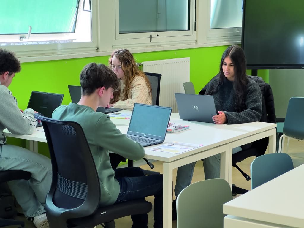 Assistance à la Gestion des Organisations et de leurs Activités A.G.Or.A.